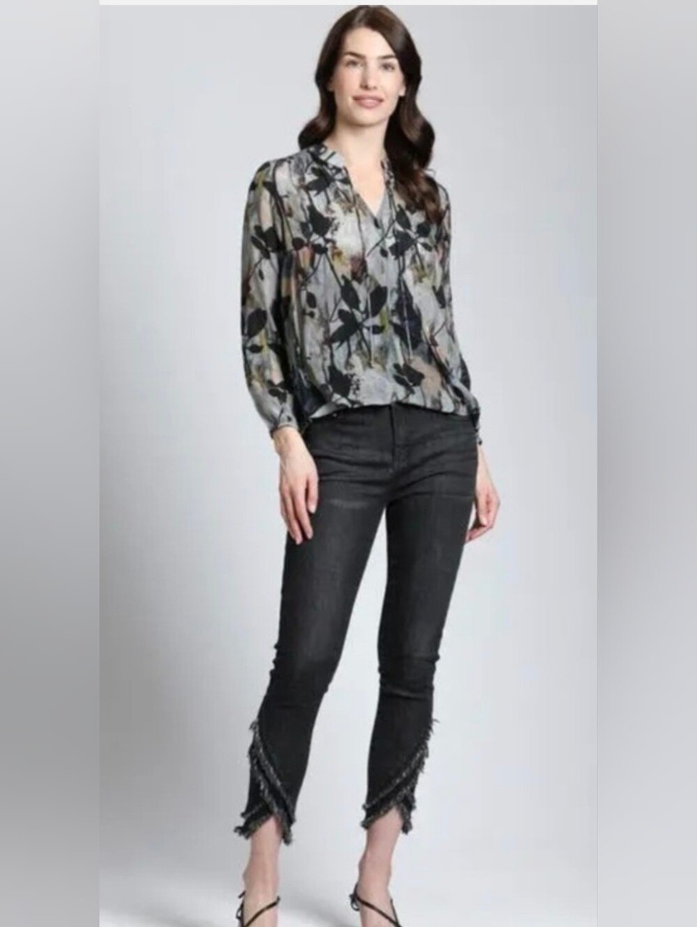 APNY NEW Printed Crossover Long Sleeve Top in Grey Multi XS